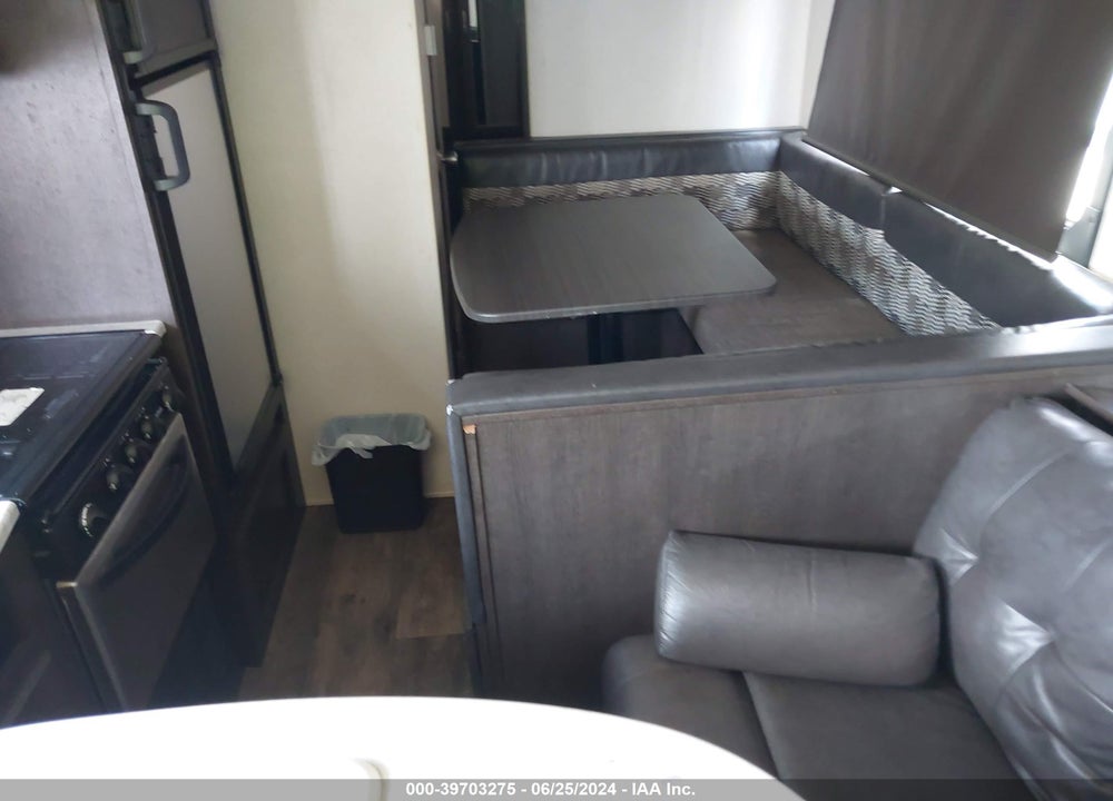 2019 WILDWOOD OTHER VIN: 4X4TWDD21KE033362