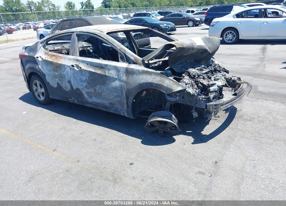 2015 HYUNDAI ELANTRA SE VIN: 5NPDH4AE2FH564143