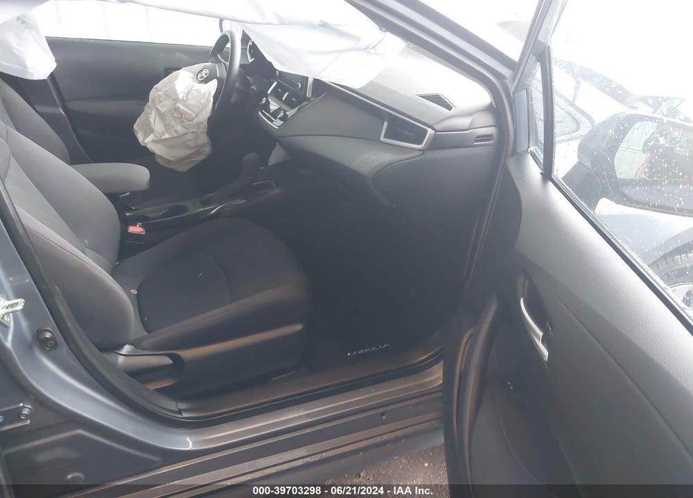 2021 TOYOTA COROLLA LE VIN: 5YFEPMAE7MP151657