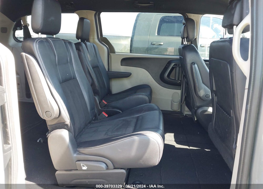 2019 DODGE GRAND CARAVAN SXT VIN: 2C4RDGCG1KR737004