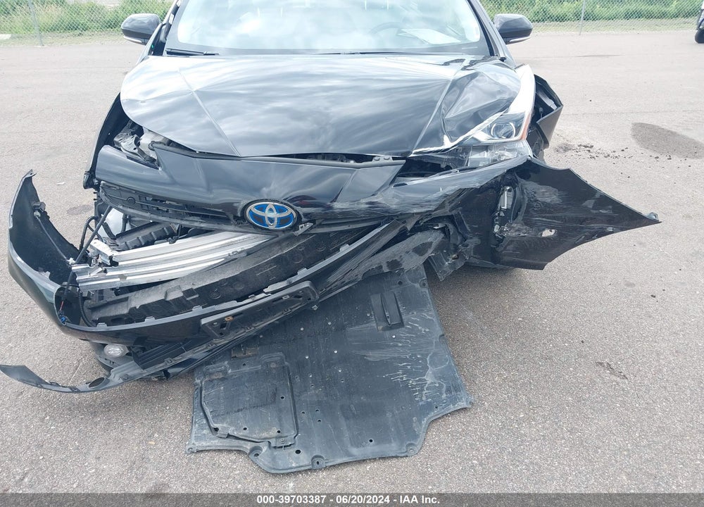 2022 TOYOTA PRIUS XLE AWD-E VIN: JTDL9MFU9N3035324