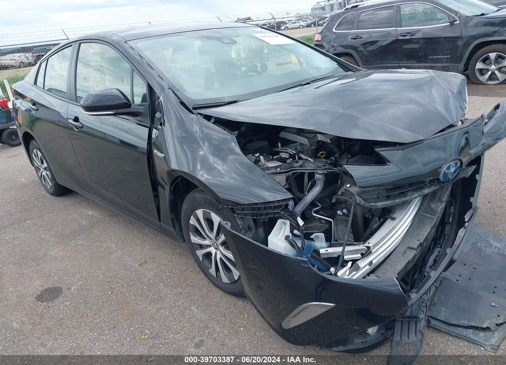 2022 TOYOTA PRIUS XLE AWD-E VIN: JTDL9MFU9N3035324