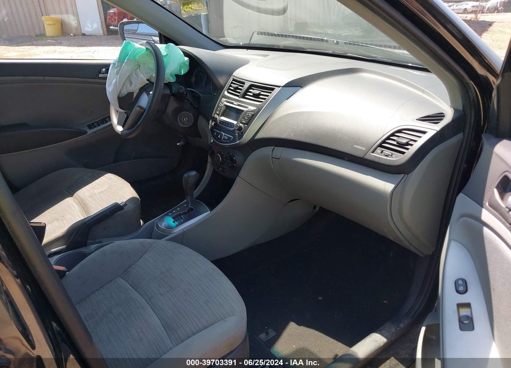 2015 HYUNDAI ACCENT GLS VIN: KMHCT4AE1FU902885