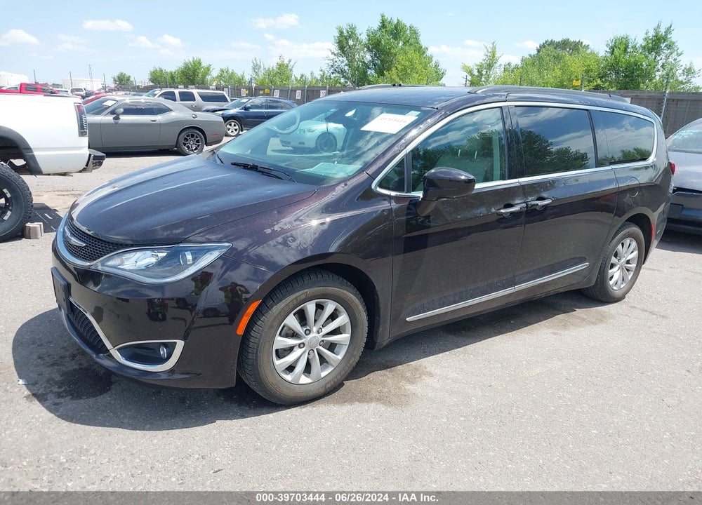 2017 CHRYSLER PACIFICA TOURING L VIN: 2C4RC1BG6HR542686