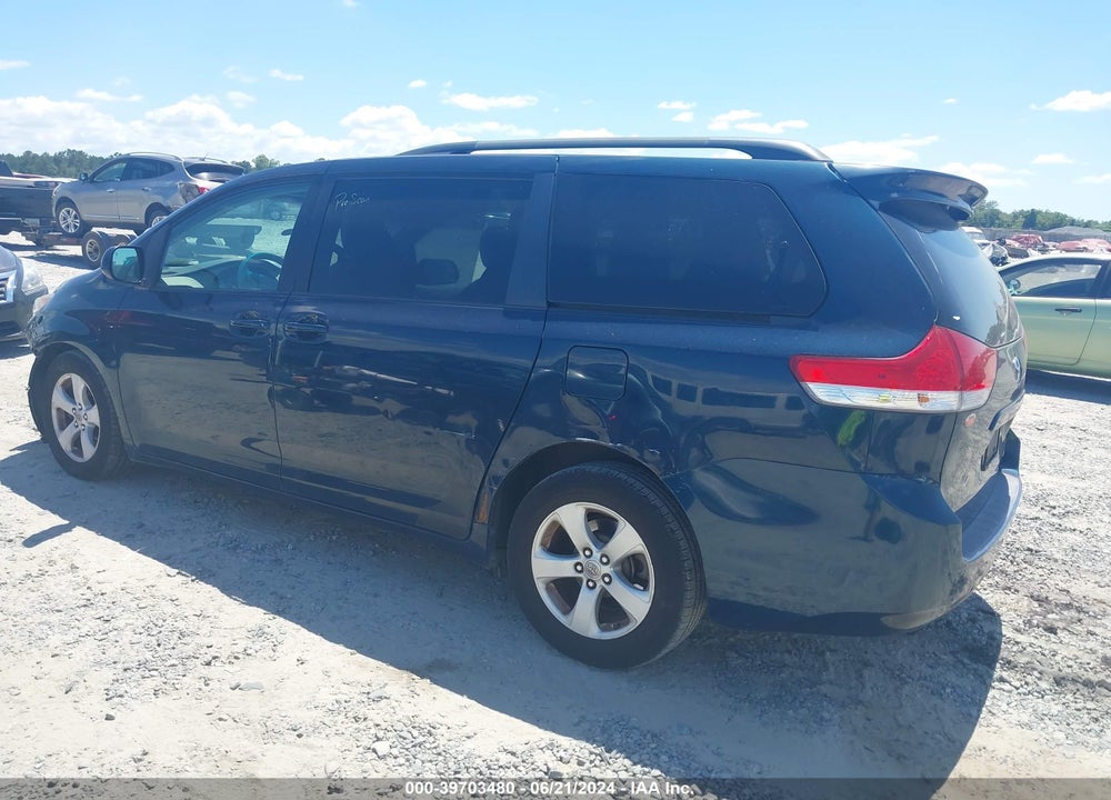 2011 TOYOTA SIENNA LE V6 VIN: 5TDKK3DCXBS045701
