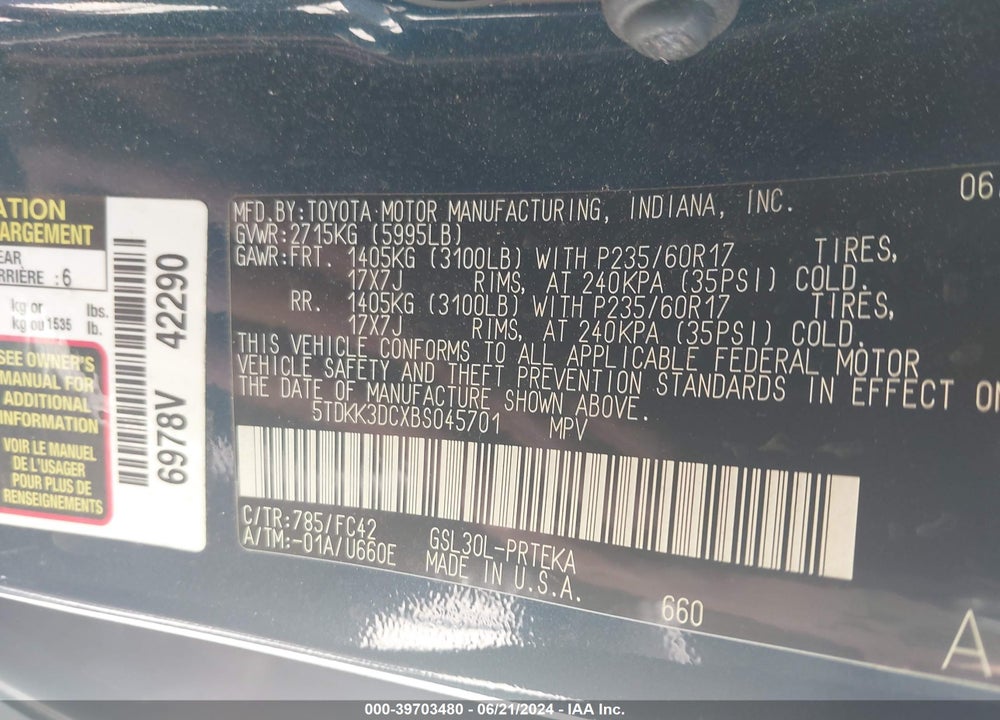 2011 TOYOTA SIENNA LE V6 VIN: 5TDKK3DCXBS045701