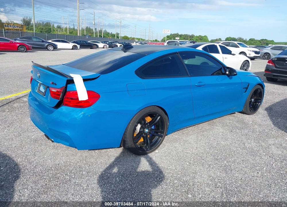 2015 BMW M4 VIN: WBS3R9C59FK329249