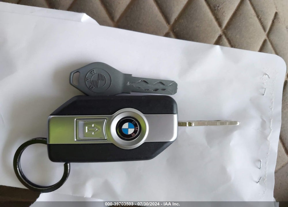 2022 BMW K1600 B VIN: WB10F6306N6F90710
