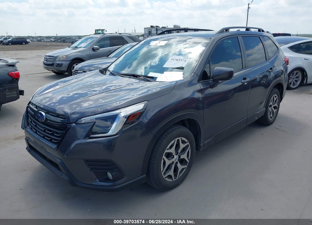 2022 SUBARU FORESTER PREMIUM VIN: JF2SKAEC0NH493586