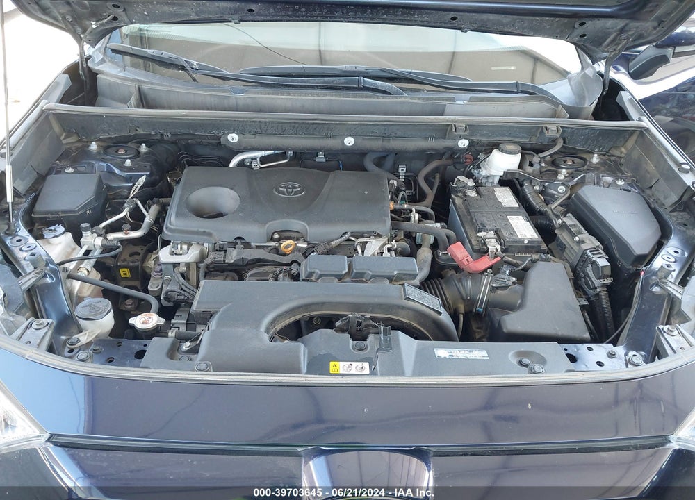 2021 TOYOTA RAV4 XLE VIN: 2T3W1RFV9MW121495
