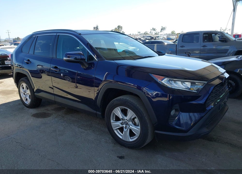 2021 TOYOTA RAV4 XLE VIN: 2T3W1RFV9MW121495