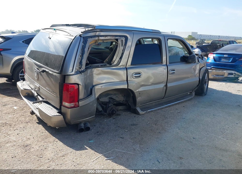 2002 CADILLAC ESCALADE STANDARD VIN: 1GYEC63T62R243035