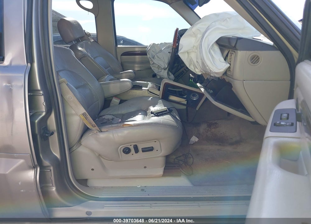 2002 CADILLAC ESCALADE STANDARD VIN: 1GYEC63T62R243035