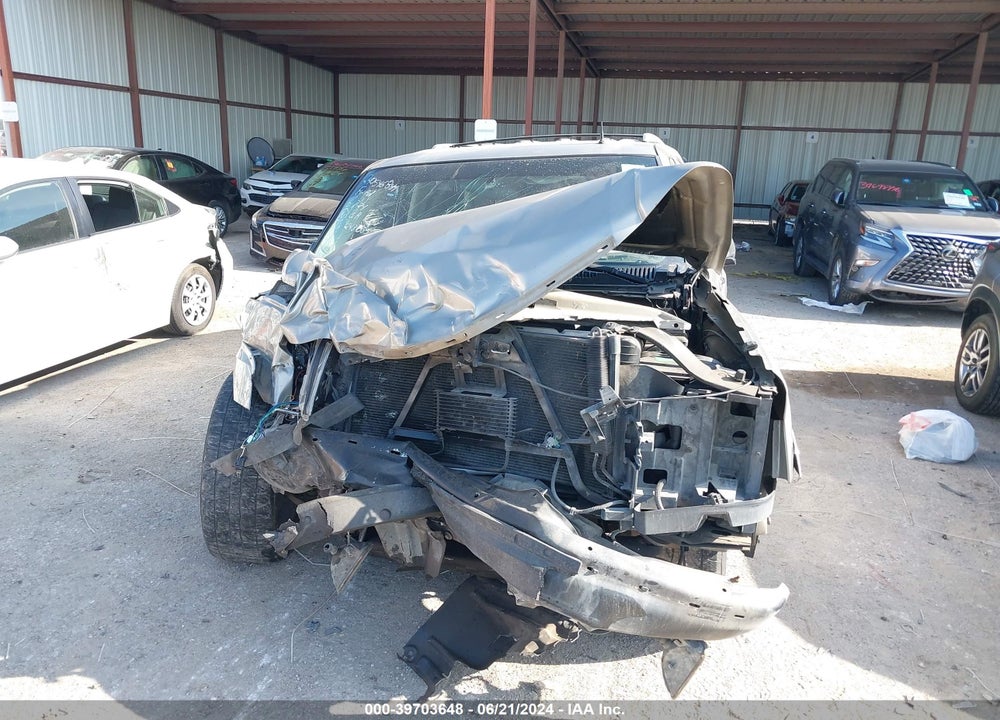 2002 CADILLAC ESCALADE STANDARD VIN: 1GYEC63T62R243035