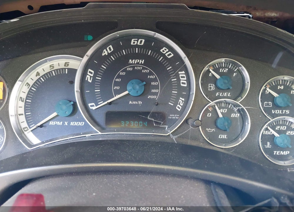 2002 CADILLAC ESCALADE STANDARD VIN: 1GYEC63T62R243035