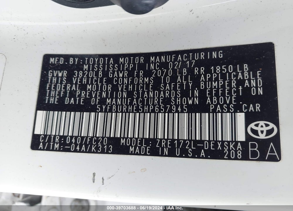 2017 TOYOTA COROLLA SE VIN: 5YFBURHE5HP657945
