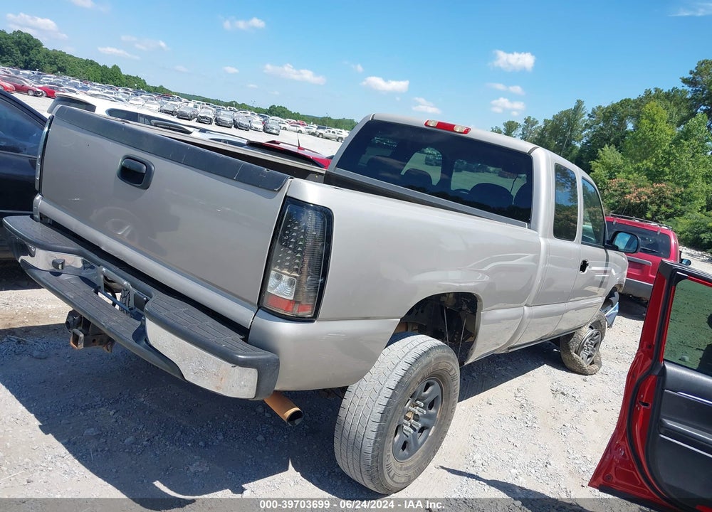 2007 CHEVROLET SILVERADO 1500 HYBRID CLASSIC LT1 VIN: 1GCEK19T07Z143782