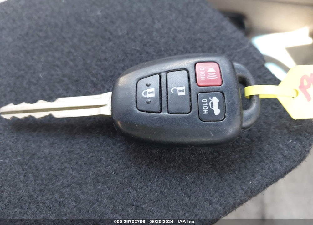 2012 TOYOTA CAMRY XLE VIN: 4T4BF1FK4CR173928