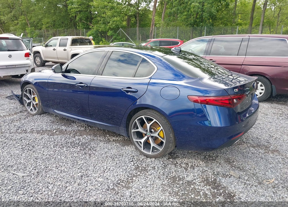 2021 ALFA ROMEO GIULIA TI AWD VIN: ZARFANBN3M7642020