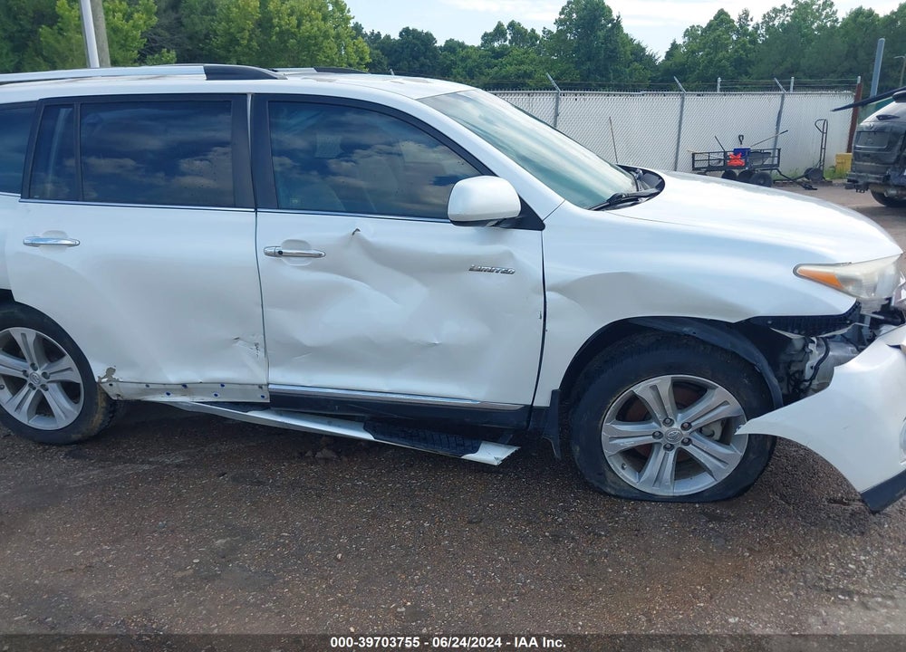 2013 TOYOTA HIGHLANDER LIMITED V6 VIN: 5TDDK3EH7DS208522