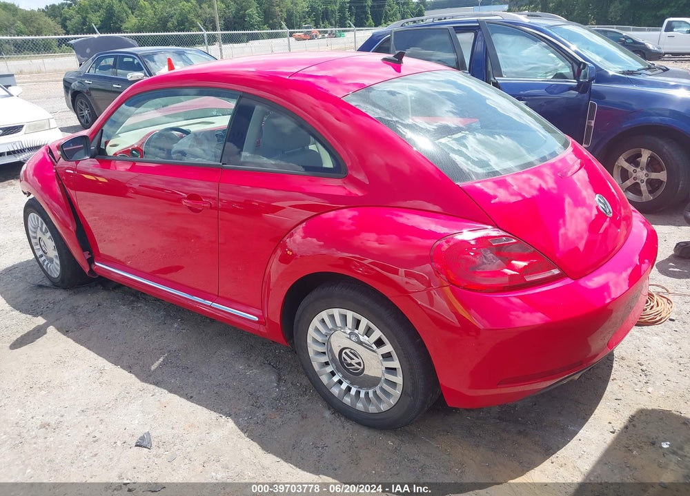 2014 VOLKSWAGEN BEETLE 2.5L VIN: 3VWJX7AT9EM632644
