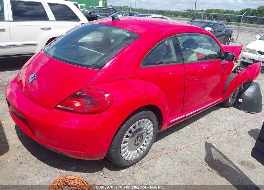 2014 VOLKSWAGEN BEETLE 2.5L VIN: 3VWJX7AT9EM632644