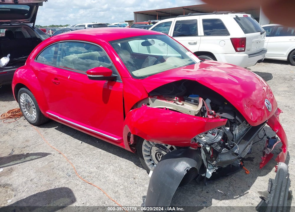 2014 VOLKSWAGEN BEETLE 2.5L VIN: 3VWJX7AT9EM632644