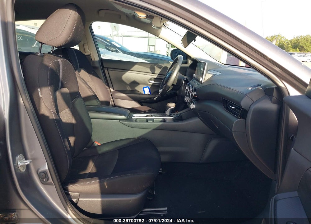 2022 NISSAN SENTRA SV XTRONIC CVT VIN: 3N1AB8CV0NY205824