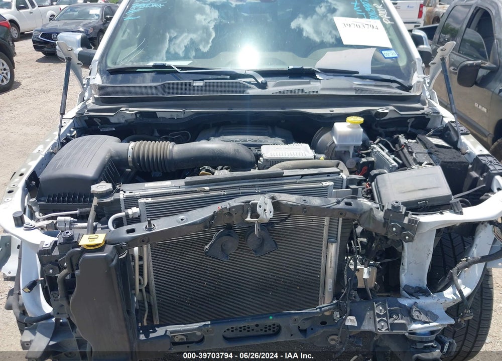 2021 RAM 1500 LAIE  4X2 5'7 BOX VIN: 1C6RREJT3MN567855
