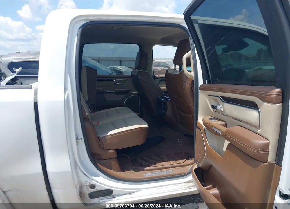 2021 RAM 1500 LAIE  4X2 5'7 BOX VIN: 1C6RREJT3MN567855