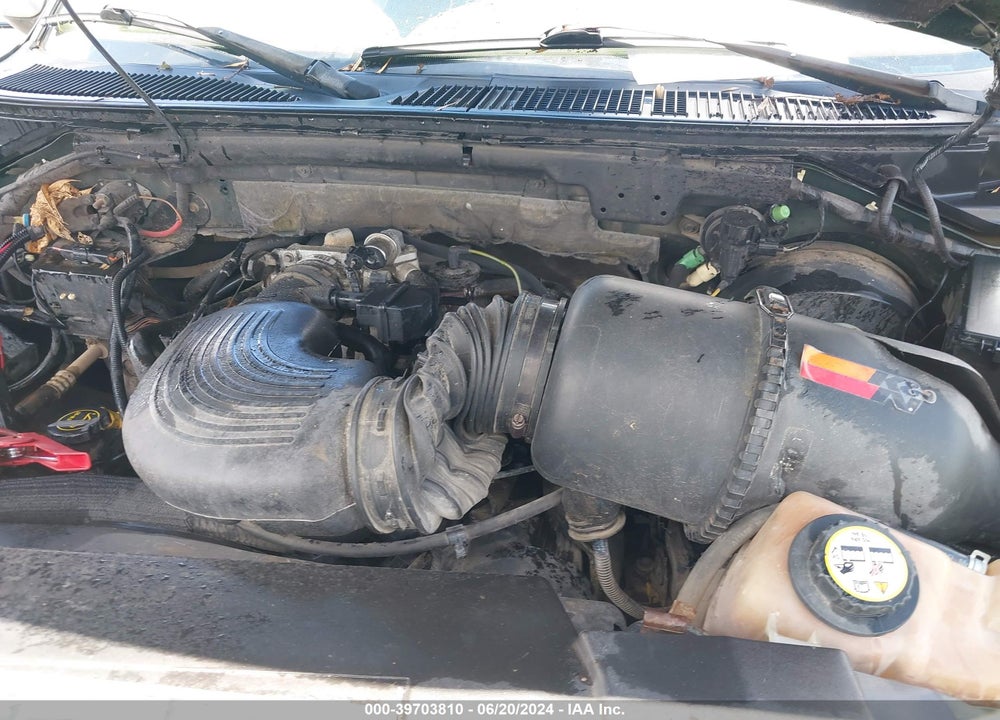 2002 FORD F-150 LARIAT/XLT VIN: 1FTRW07632KD18525