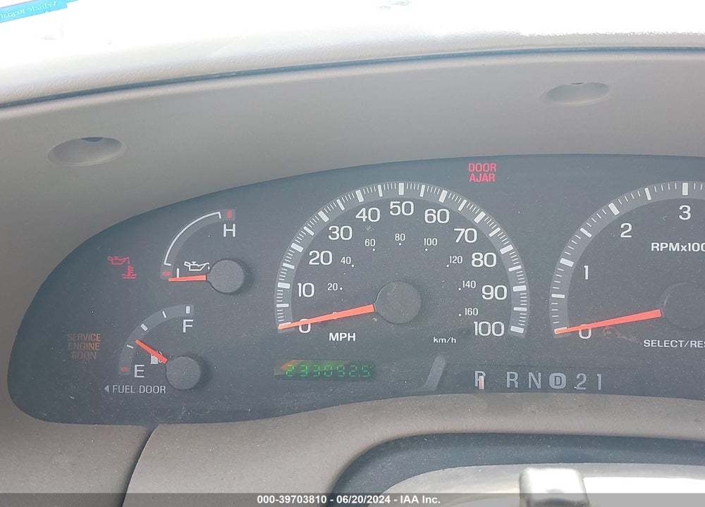 2002 FORD F-150 LARIAT/XLT VIN: 1FTRW07632KD18525