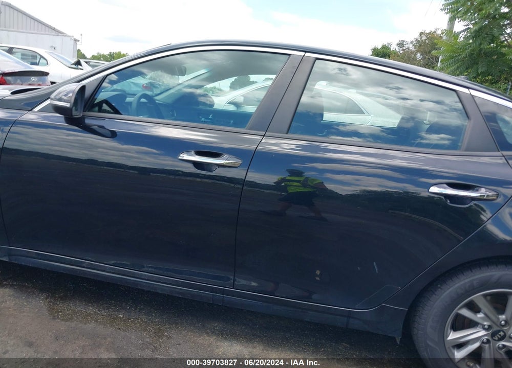 2020 KIA OPTIMA LX VIN: 5XXGT4L32LG409624
