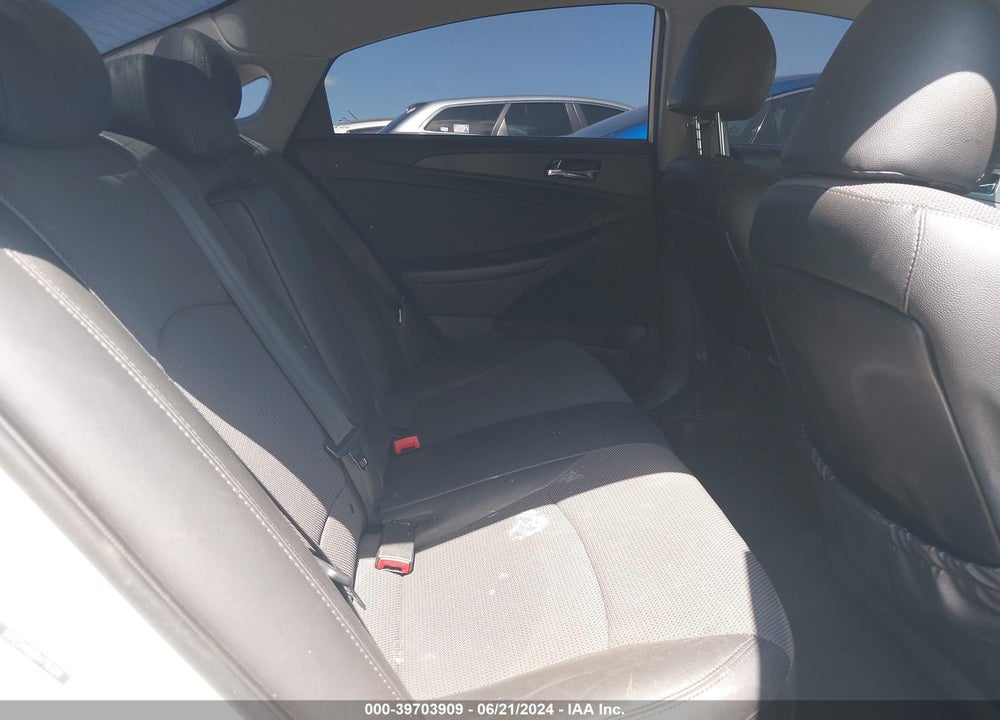 2013 HYUNDAI SONATA SE 2.0T VIN: 5NPEC4AB6DH776324