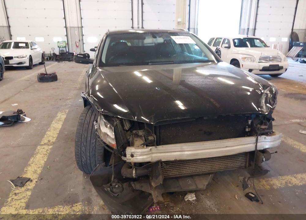 2010 AUDI A4 2.0T PREMIUM VIN: WAUWFAFL1AA123041