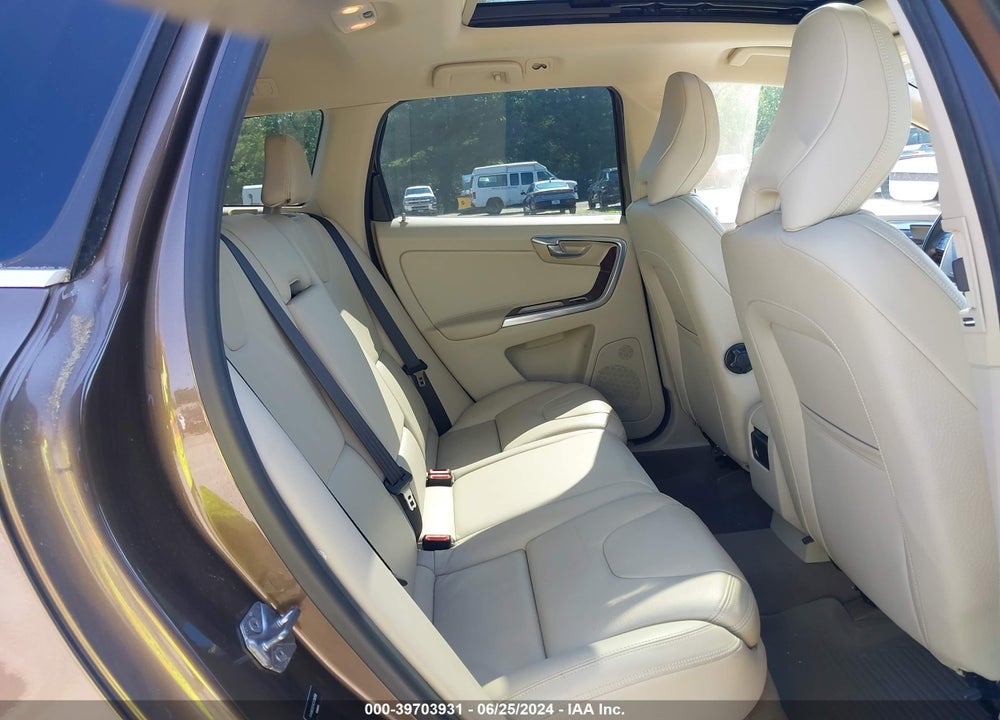 2014 VOLVO XC60 T6/T6 PLATINUM/T6 PREMIER PLUS/T6 R-DESIGN/T6 R-DESIGN PLATINUM/T6 R-DESIGN PREMIER PLUS VIN: YV4902DZ4E2539368