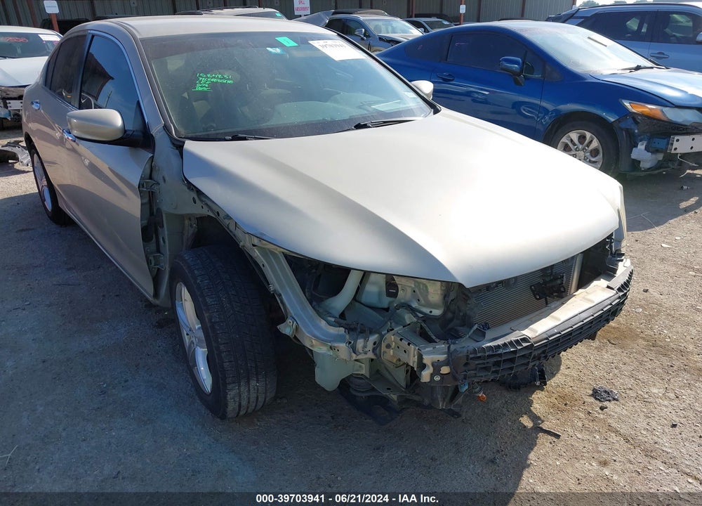 2015 HONDA ACCORD LX VIN: 1HGCR2F35FA150481