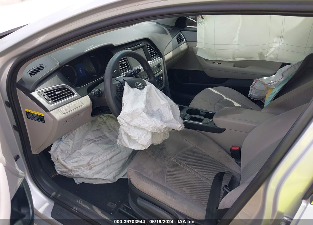 2016 HYUNDAI SONATA VIN: 5NPE24AF4GH337049