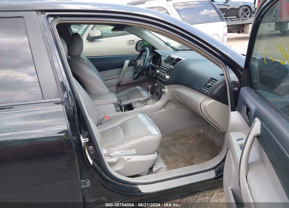 2010 TOYOTA HIGHLANDER SE V6 VIN: 5TDKK3EH9AS018417