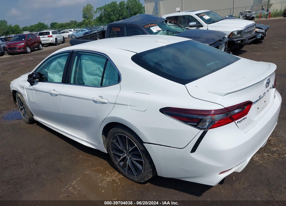 2021 TOYOTA CAMRY SE VIN: 4T1G11AK3MU467067