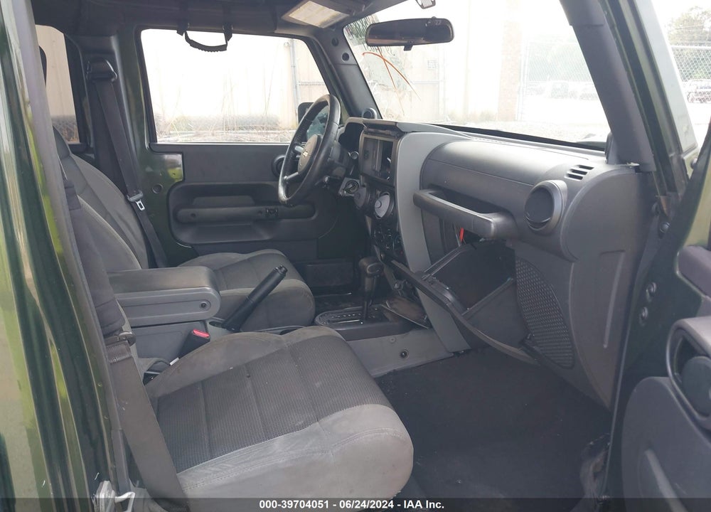 2007 JEEP WRANGLER UNLIMITED X VIN: 1J4GA39157L182550