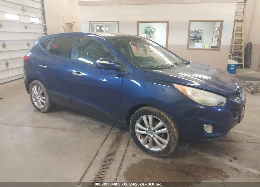 2010 HYUNDAI TUCSON VIN: KM8JU3AC7AU081667