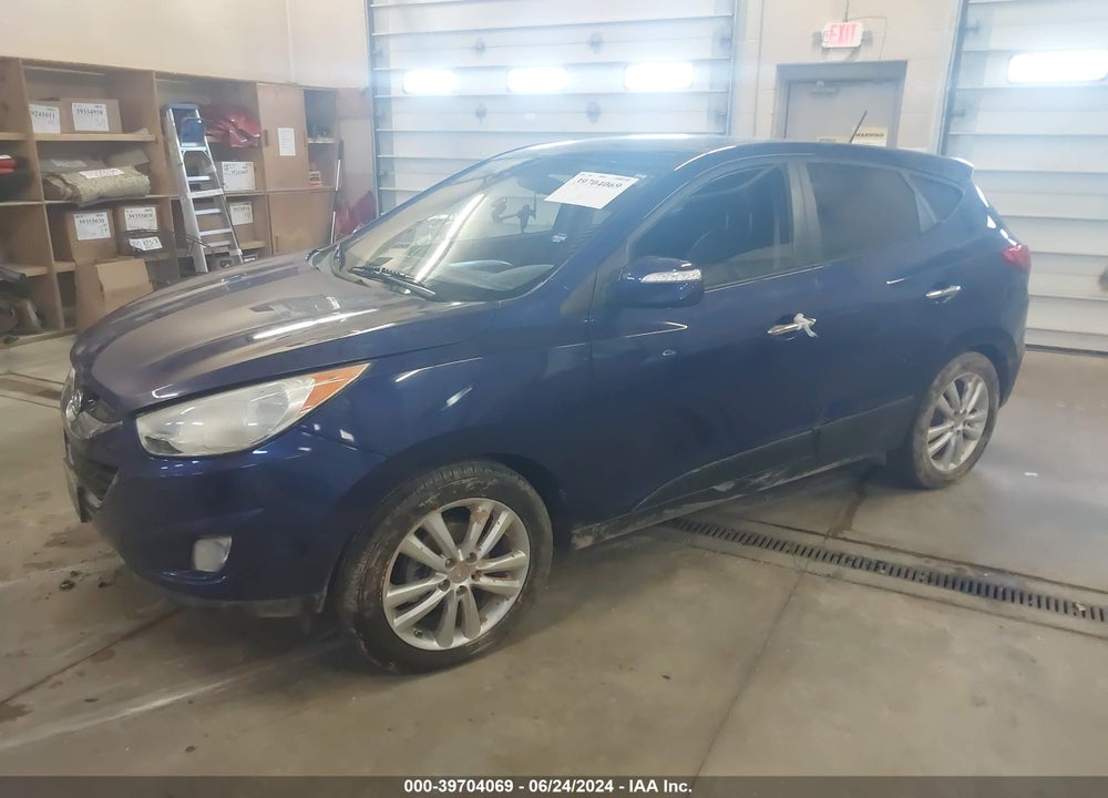 2010 HYUNDAI TUCSON VIN: KM8JU3AC7AU081667