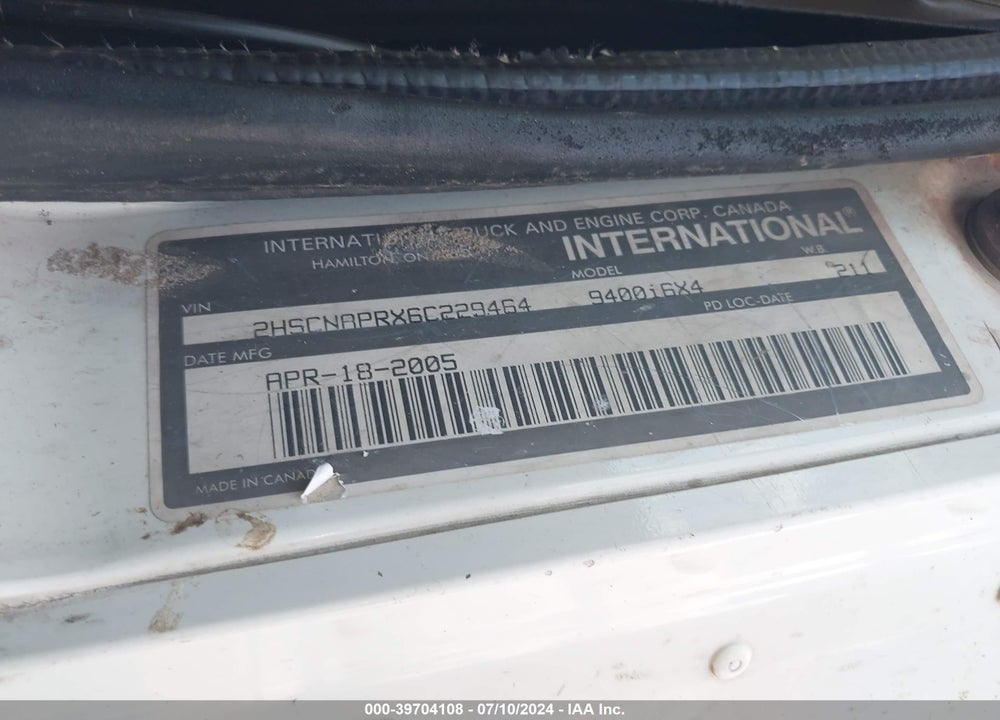 2006 INTERNATIONAL 9400 9400I VIN: 2HSCNAPRX6C229464