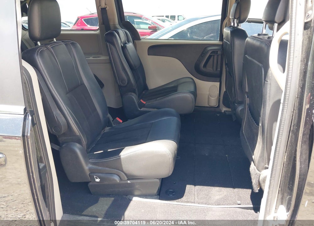 2017 DODGE GRAND CARAVAN VIN: 2C4RDGCG9HR858274
