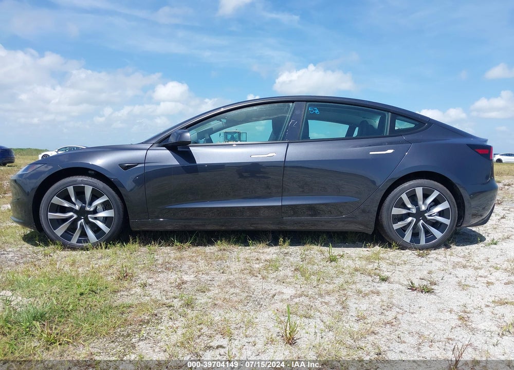 2024 TESLA MODEL 3 REAR-WHEEL DRIVE VIN: 5YJ3E1EA0RF750647
