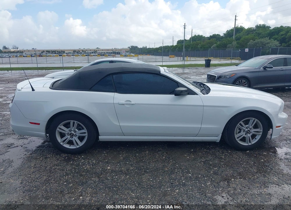 2014 FORD MUSTANG V6 VIN: 1ZVBP8EM6E5266676