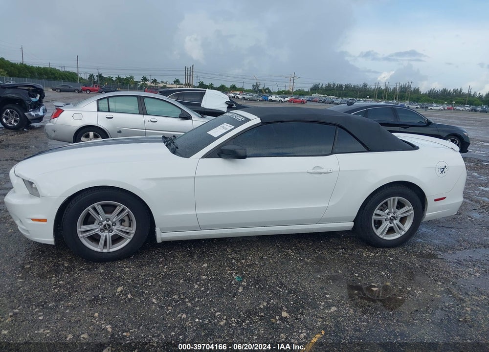 2014 FORD MUSTANG V6 VIN: 1ZVBP8EM6E5266676
