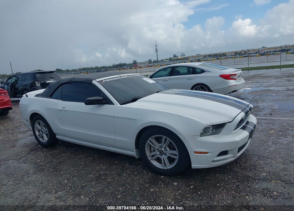 2014 FORD MUSTANG V6 VIN: 1ZVBP8EM6E5266676