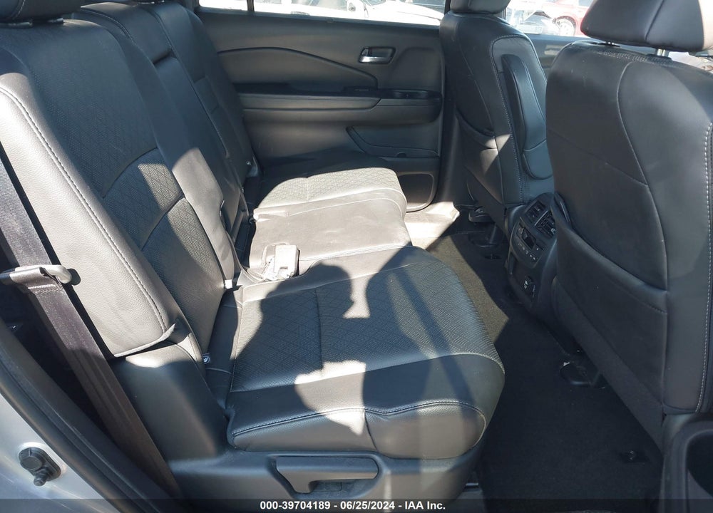 2019 HONDA PASSPORT ELITE VIN: 5FNYF8H00KB013887